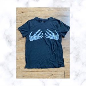 skeleton hand top